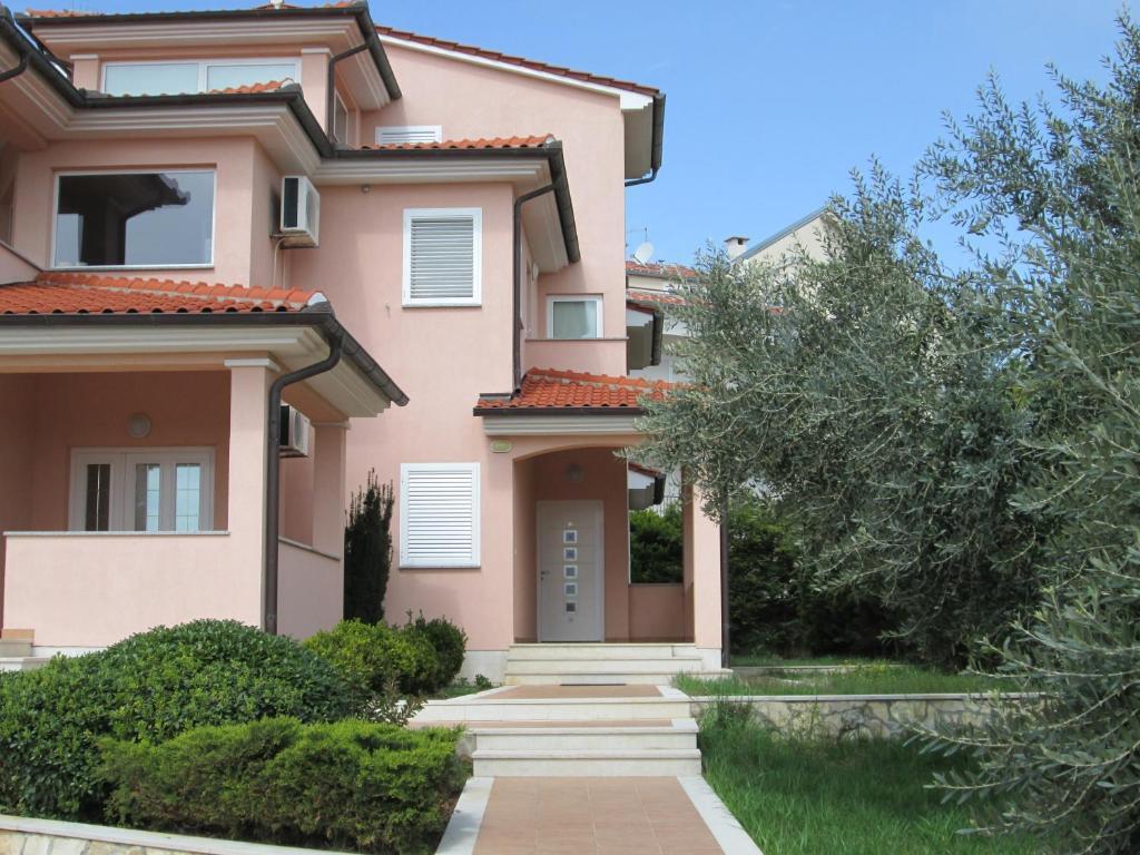 Apartments Villa Fernetich Premantura Extérieur photo